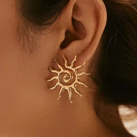 Abstract Sunburst 18K Gold Stainless Steel Earrings - Picture 11 of 14